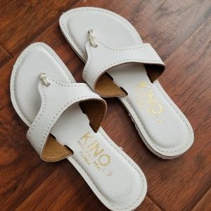 Kino sandals white brand new